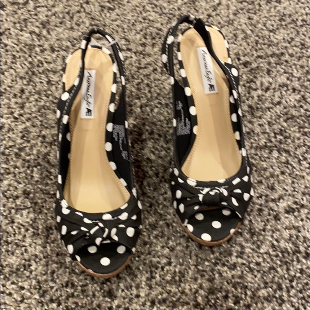 🆕 wedged heels 👠